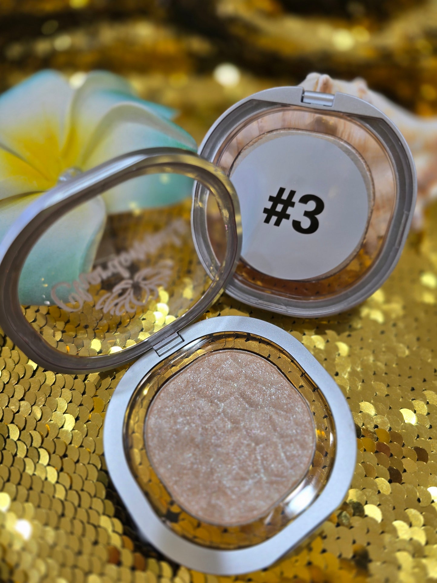 SHIMMER HIGHLIGHTER